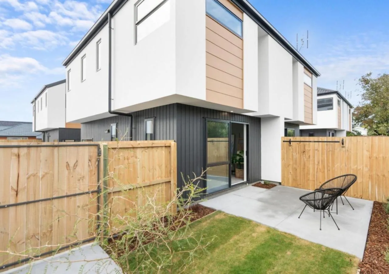 Brand New 3Br Home With Parking Christchurch 0*,  New Zealand